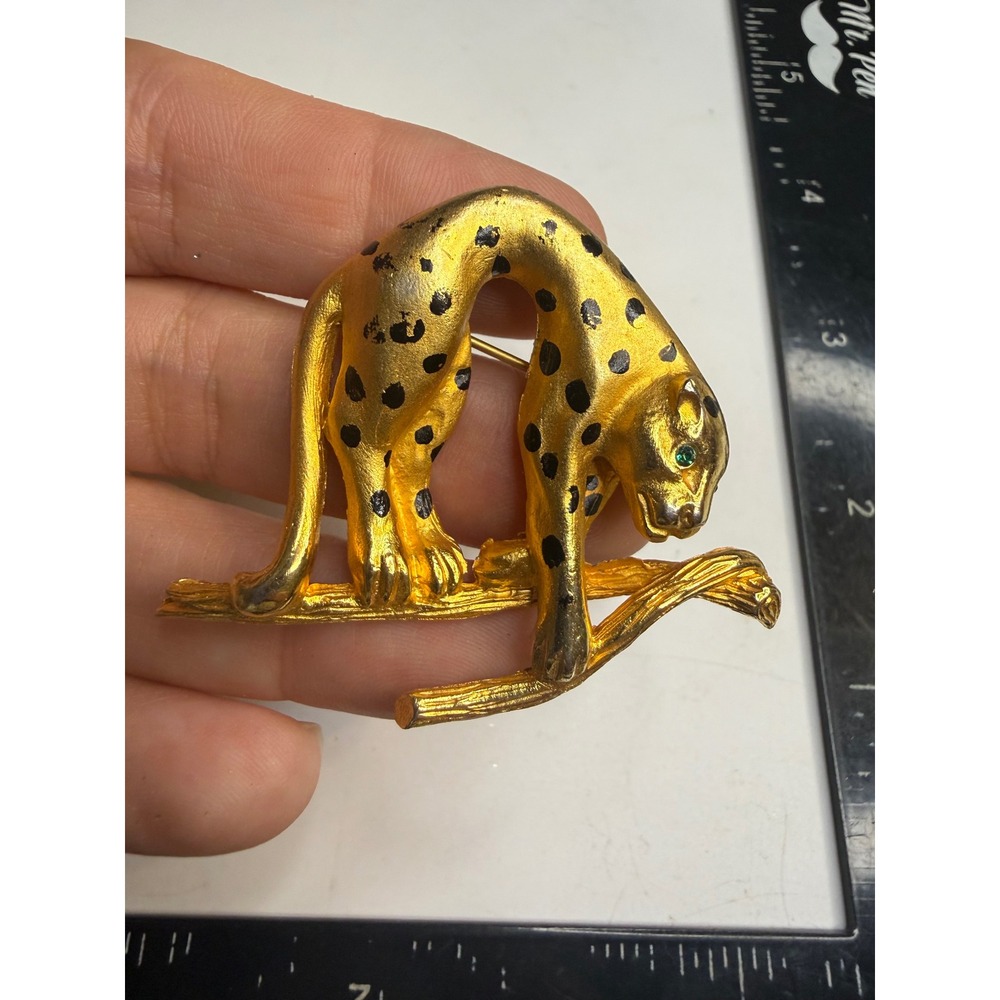 Vintage Ciner Gold Tone Enamel Leopard Cheetah Brooch Green Eyes Big Cat Pin